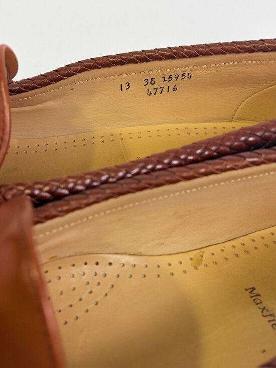 GORGEOUS ALLEN EDMONDS \